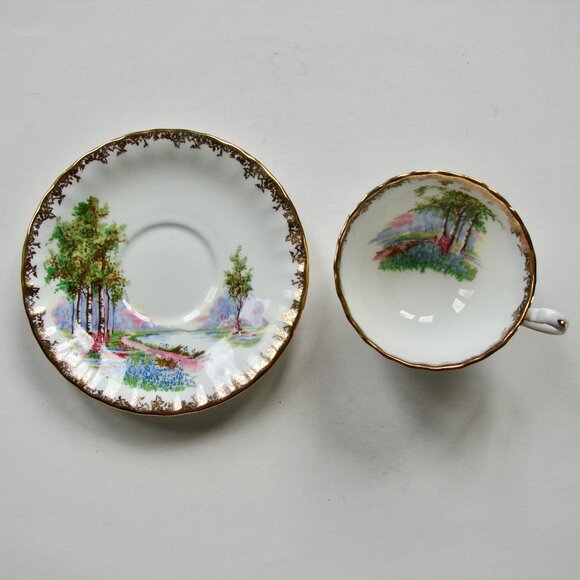 Vintage Aynsley Bone China Teacup Saucer Bluebell Time Gold Gilt Scalloped - Picture 3 of 8